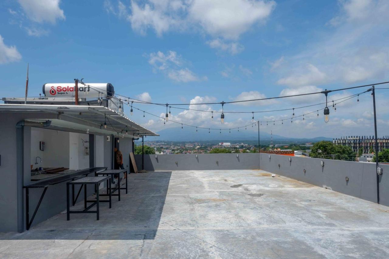 Reddoorz Plus Near Patung Kuda Undip Jatingaleh Eksteriør bilde