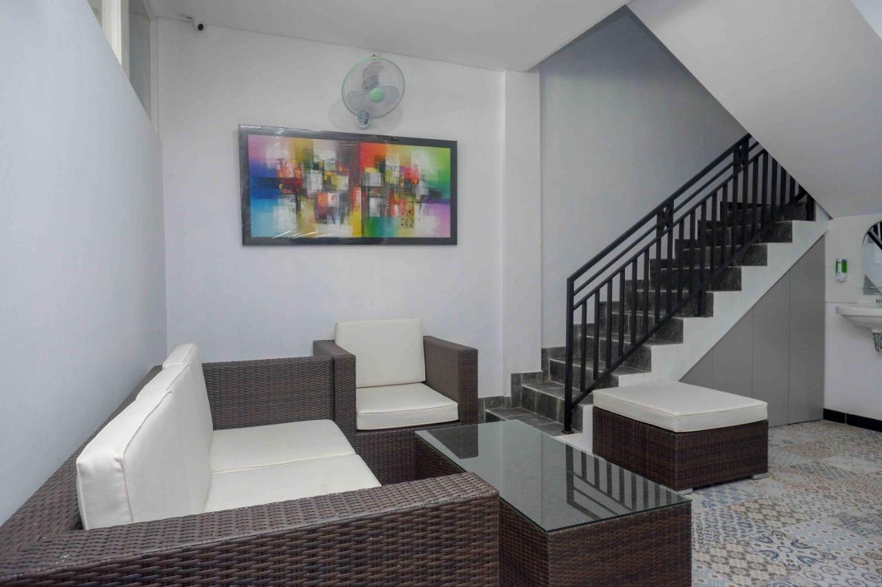 Reddoorz Plus Near Patung Kuda Undip Jatingaleh Eksteriør bilde